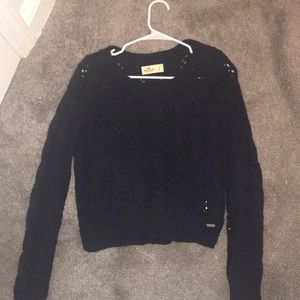 navy blue Hollister sweater